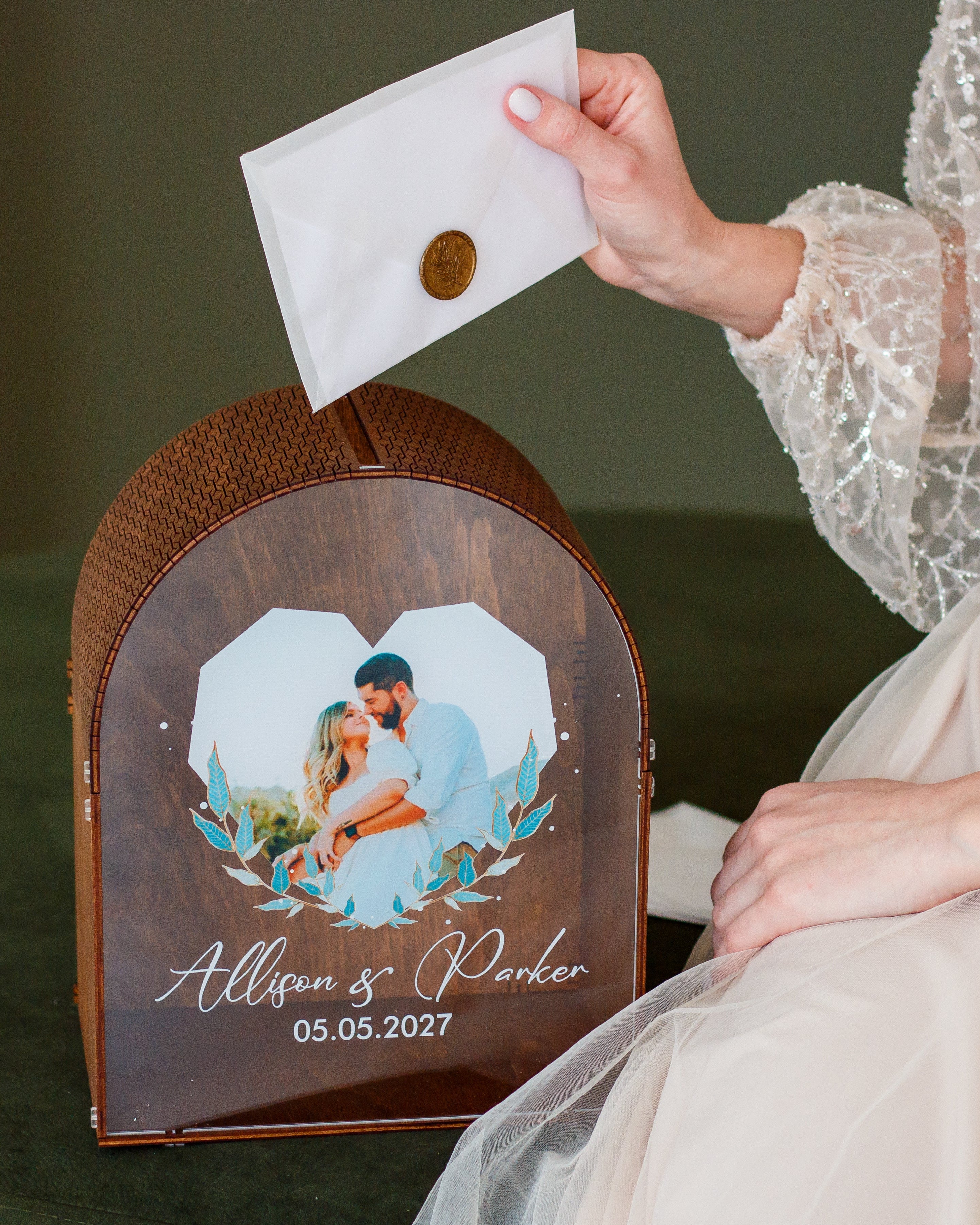 Rustic wedding gift envelope box with acrylic panel
