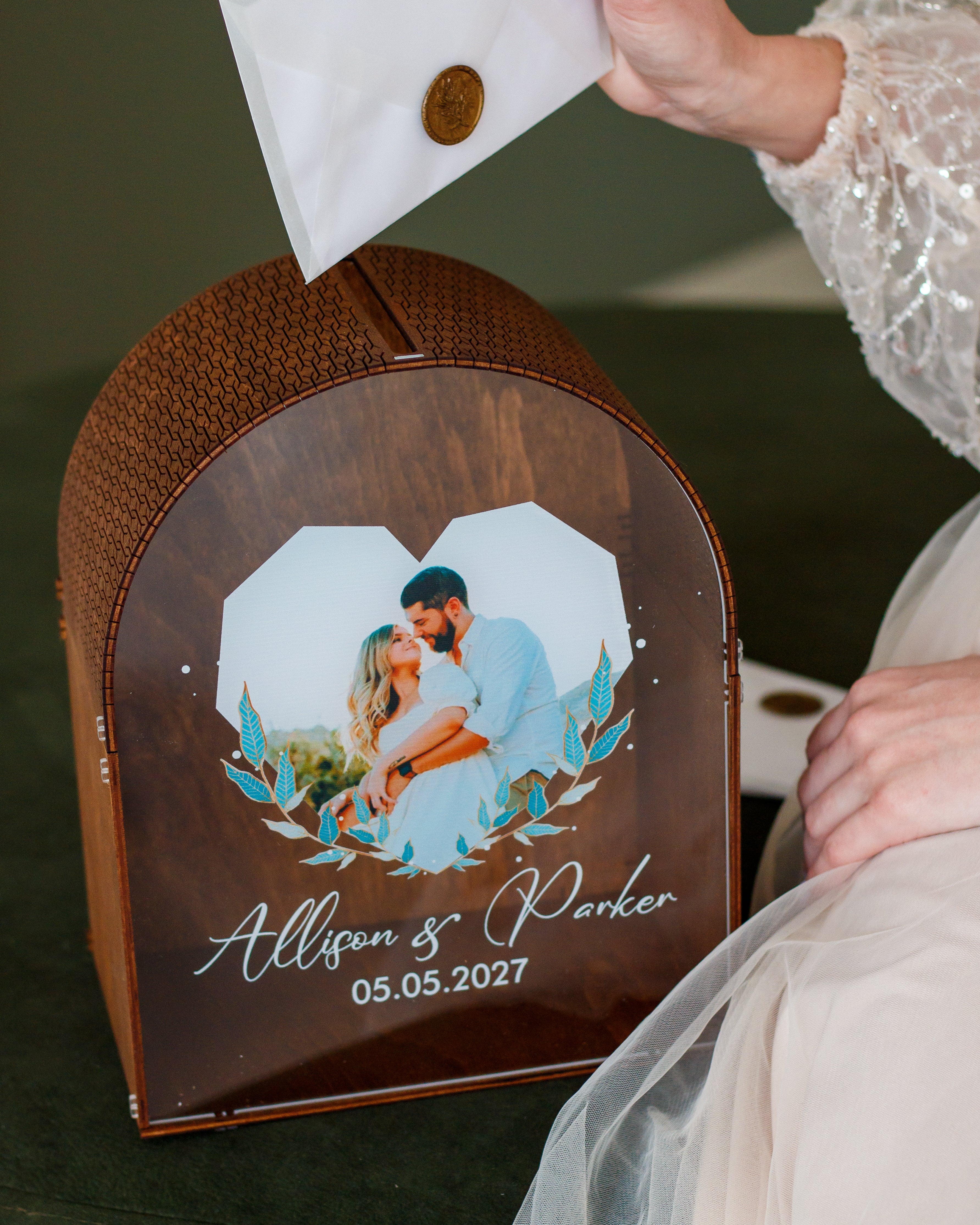 Wooden wedding memory box for cards and wishes